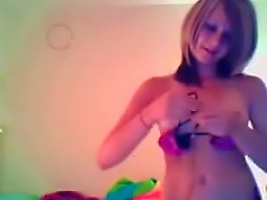 Cute Amateur Shows Off A Stunning Striptease Porn Videos