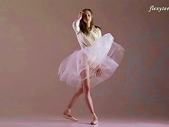 Seductive Brunette Ballerina Strips And Practices In The Nude Porn Videos